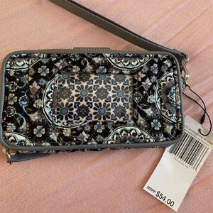 BNWT Vera Bradley Wristlet Charcoal Medallion